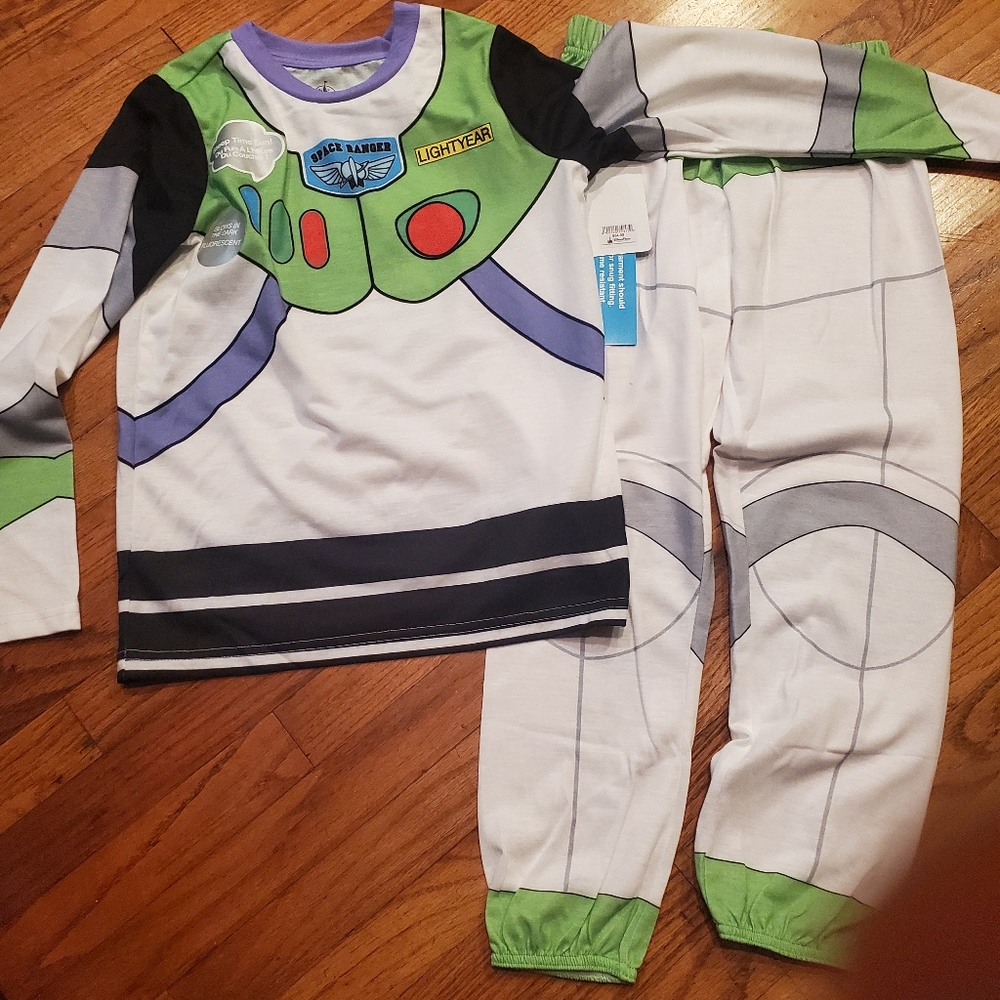 SALE!! Disney Buzz Lightyear Pajamas size 9/10 Great Halloween Costume and PJs